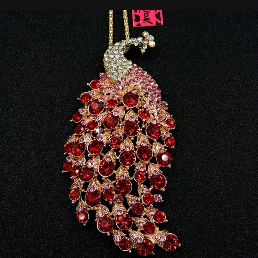 New Betsey Johnson Red Cute Peacock Necklace